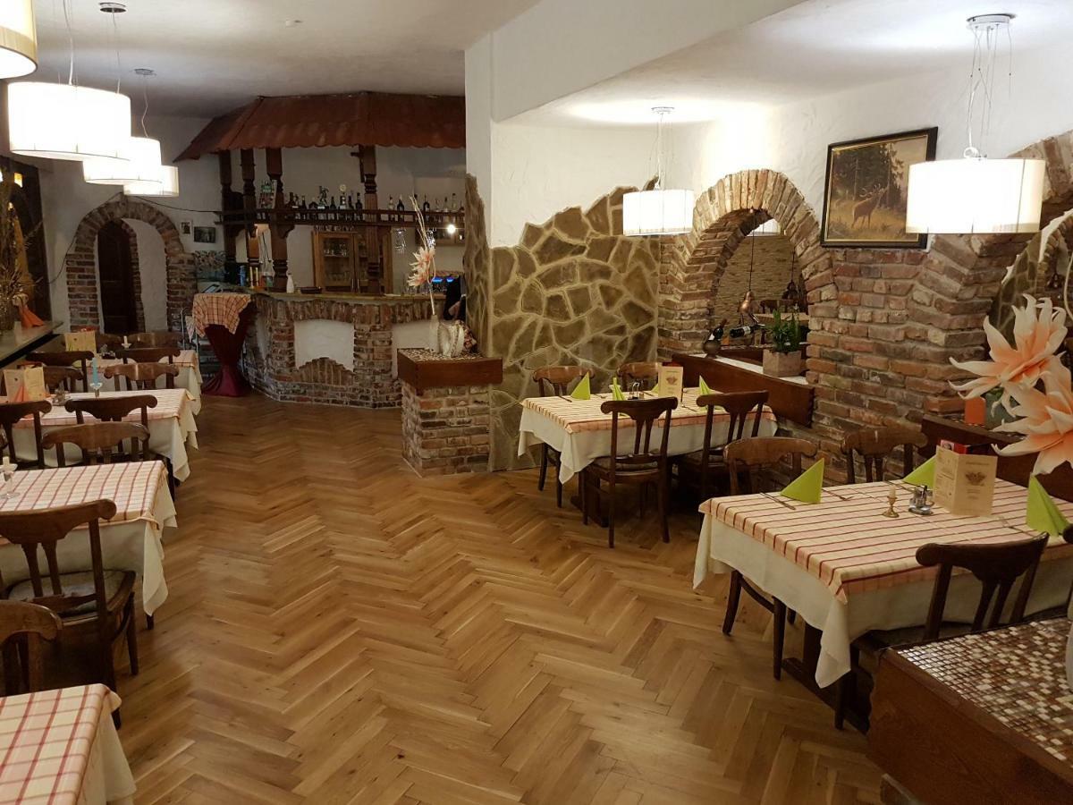 Hotel - Restaurant Sophienaue Άιζεναχ Εξωτερικό φωτογραφία