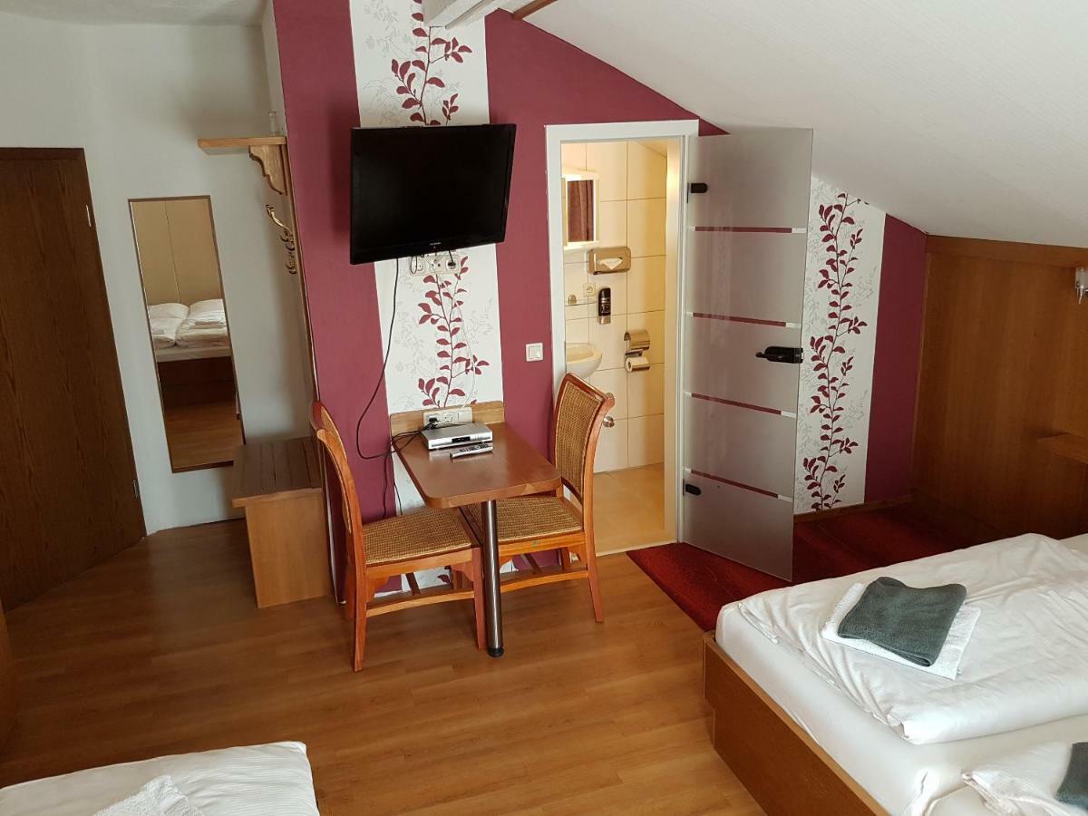 Hotel - Restaurant Sophienaue Άιζεναχ Εξωτερικό φωτογραφία