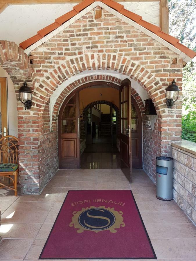 Hotel - Restaurant Sophienaue Άιζεναχ Εξωτερικό φωτογραφία